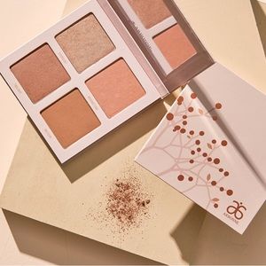 Arbonne Starlight Glow Palette - Highlight/contour. Brand NIB (online Price $69)